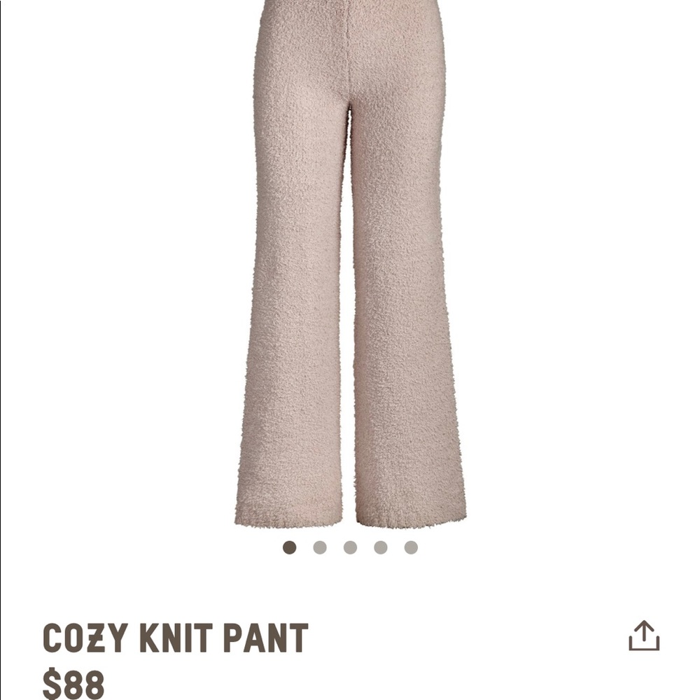 Kim Kardashian Skims Cozy